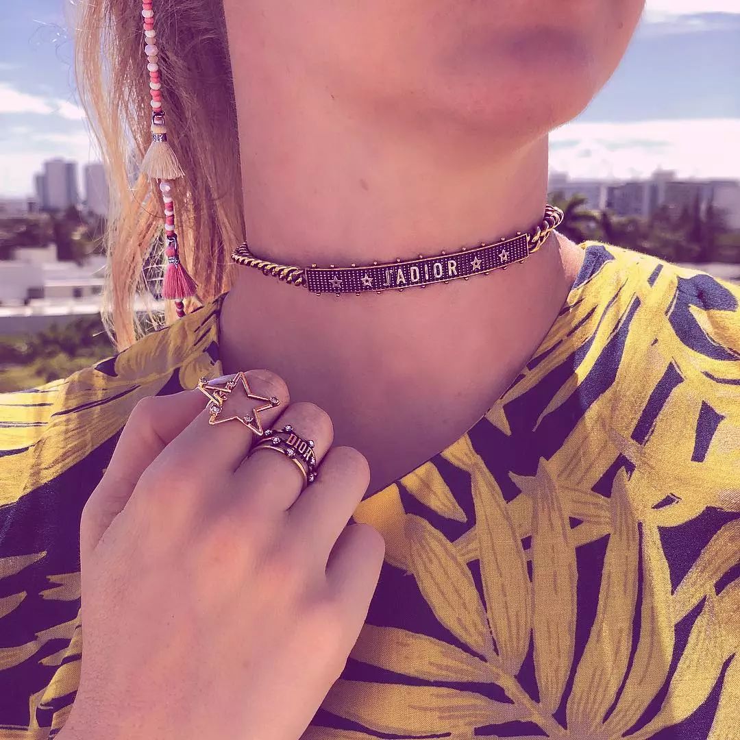 时髦办|Lisa这磨人的小甜豆，居然敢给我种草爱马仕了？？？