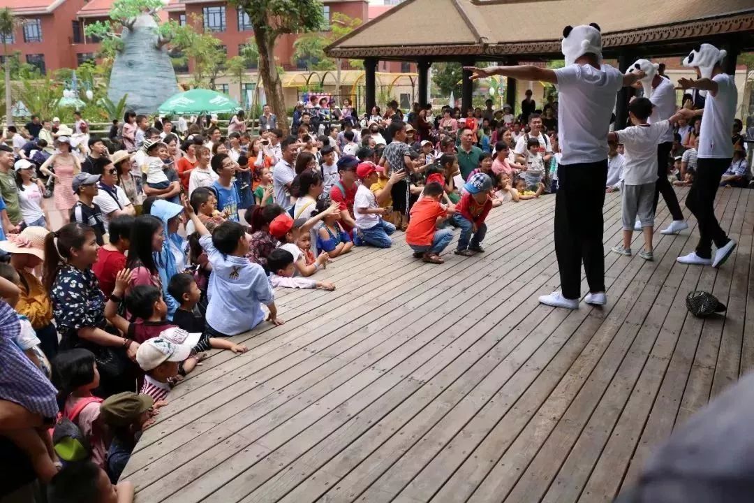 灵玲国际马戏城儿童节,厦门灵玲国际马戏城大熊猫叫什么