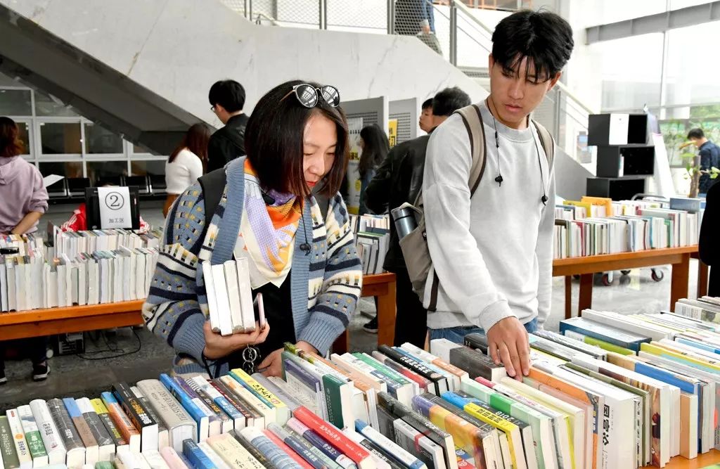 借书两年没还罚款吗,借书可以逾期多久