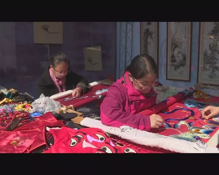 以花艺为媒介乡村振兴,以花为媒共享高坪春色