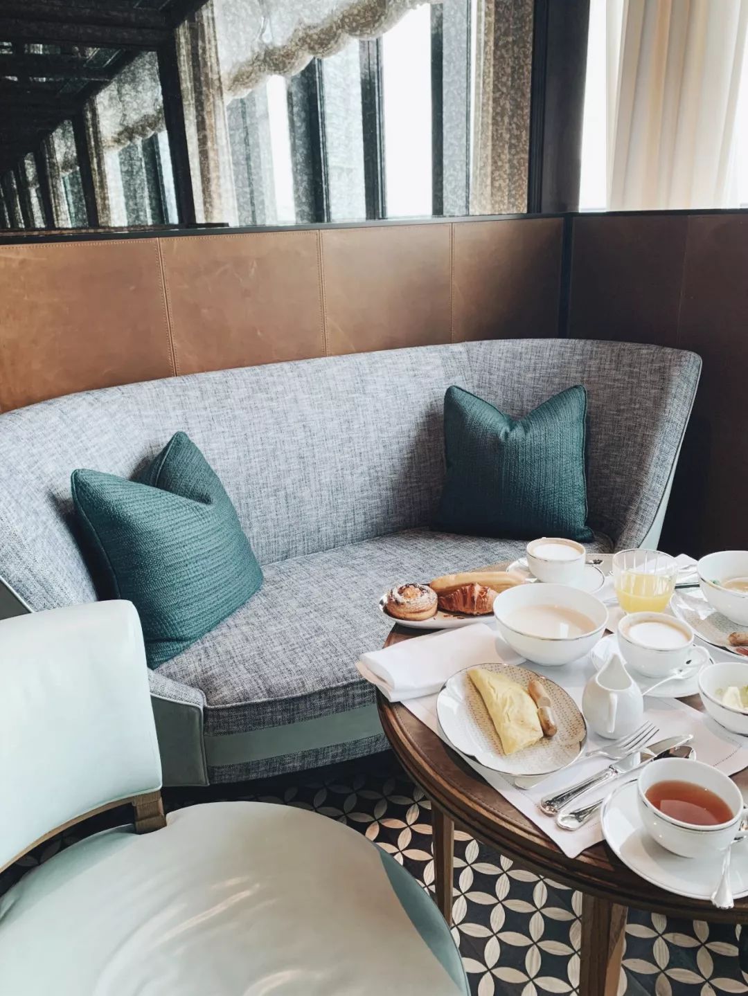 香港瑰丽酒店住三付二,香港20000一晚的酒店