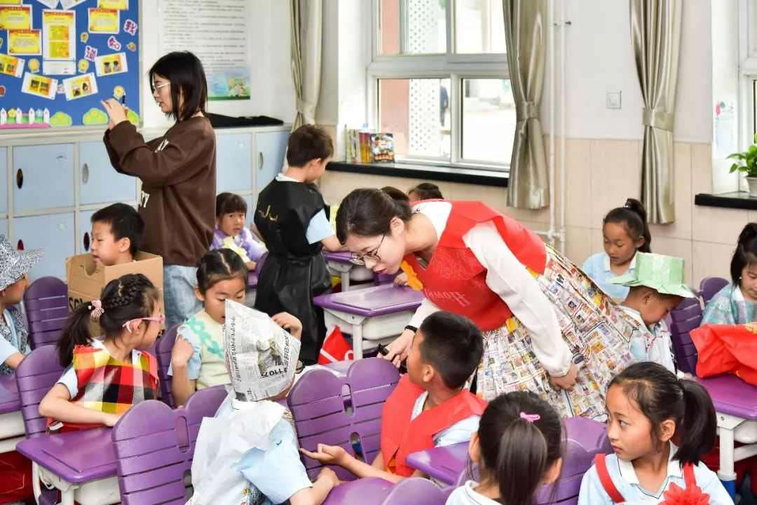 小而精致的校门,小而精校园