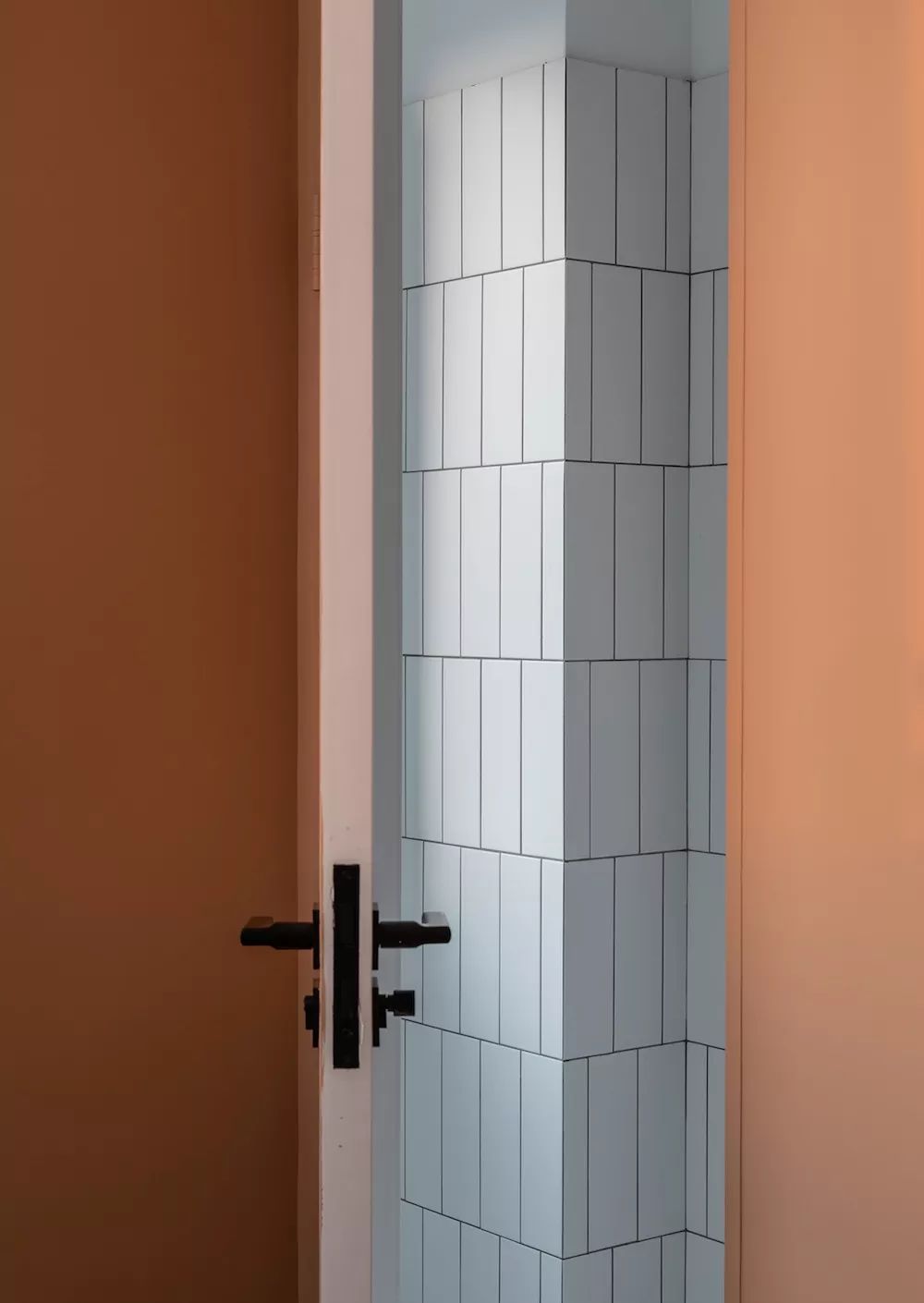 新豪宅时代，终于可以跟水晶灯、罗马柱说拜拜了！