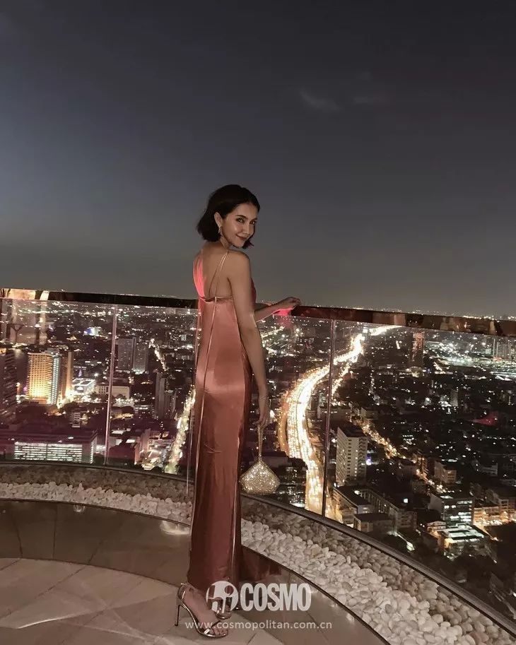 洪欣时尚穿搭,52岁洪欣日不落蔡依林