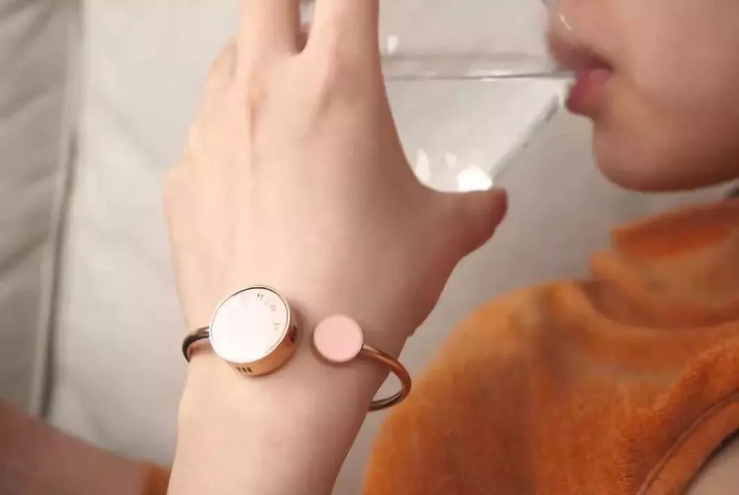 驱蚊手环推荐高颜值女,林允同款水晶手链