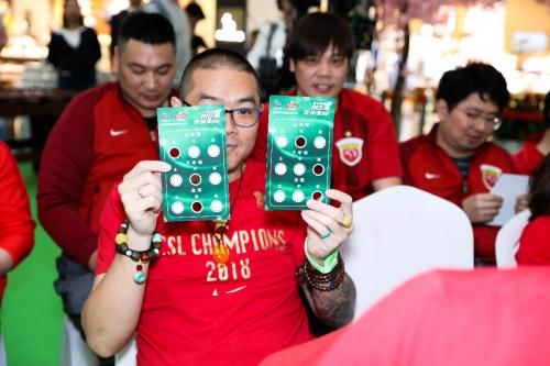 青岛啤酒为亚冠助力,青岛啤酒亚冠总决赛