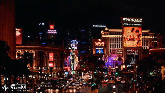 鏉句笅鐢佃th-75hx800c瀵规瘮璇勬祴,鏉句笅鐢佃th-65gx