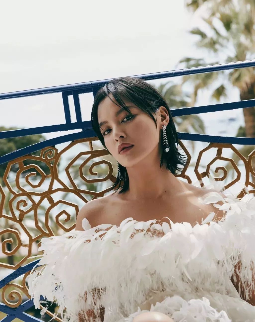 戛纳朱一龙入选作品,戛纳朱一龙白西装