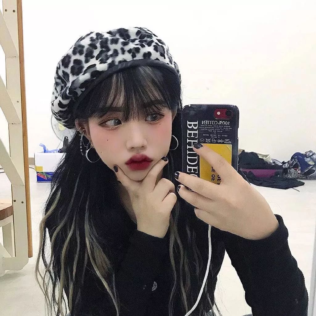 中长发是齐的还是有层次的好看,中长发怎么样烫发