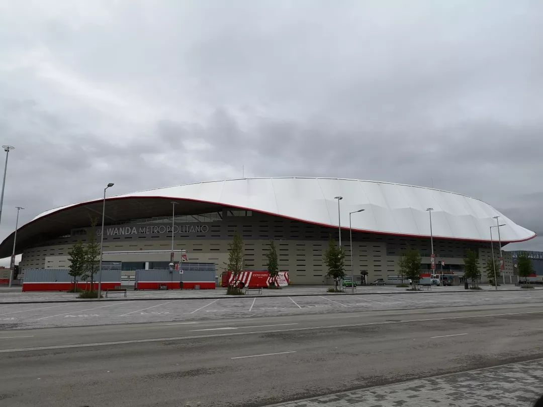 去欧冠现场看比赛有中国解说吗,去现场看欧冠皇马vs曼城