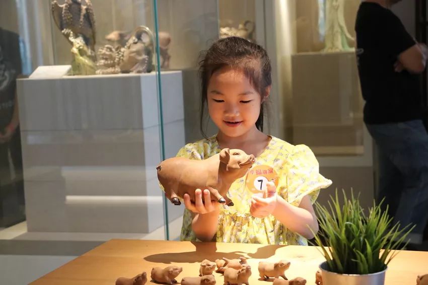 爱家，爱TA，幸福满家！这场亲子活动“陶器”十足~