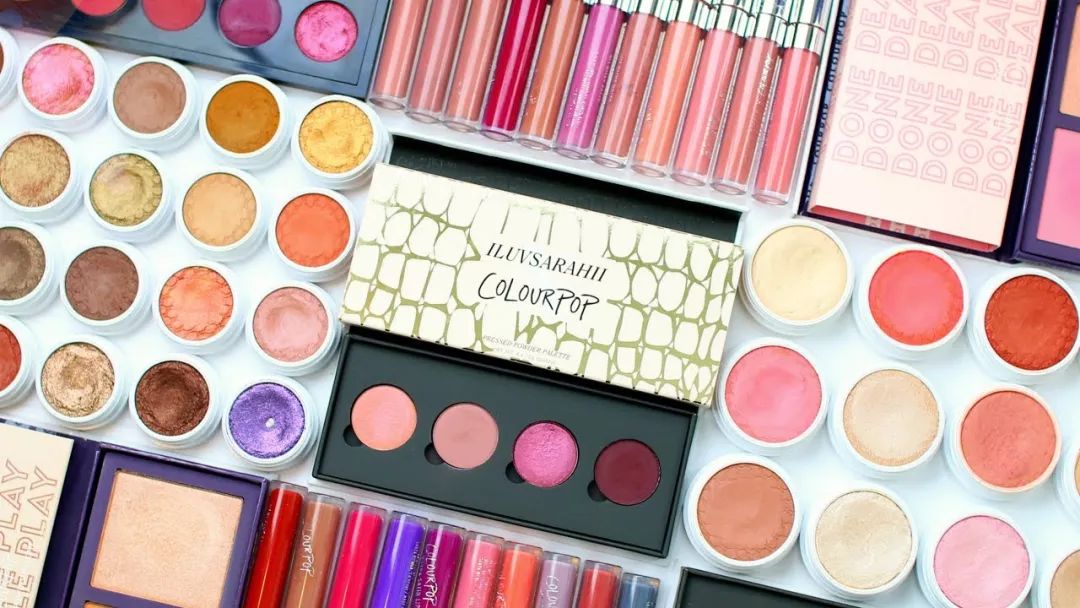 美国网红电商RevolveIPO在即，估值达12亿美元；唯品会或放弃奢侈品；凯特王妃喜爱的时装品牌Reiss将寻求出售