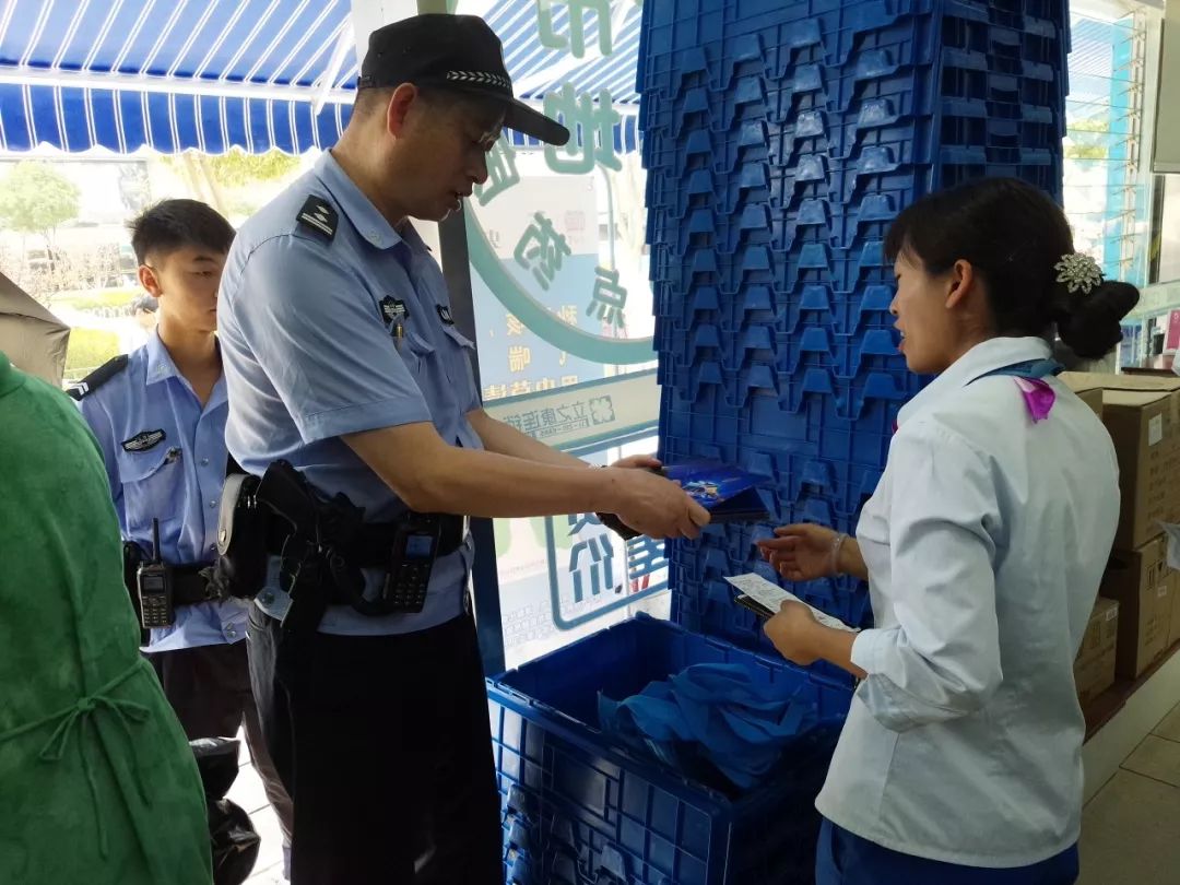 践行新使命忠诚保大庆文章,公安局六进活动持续做好电诈宣传