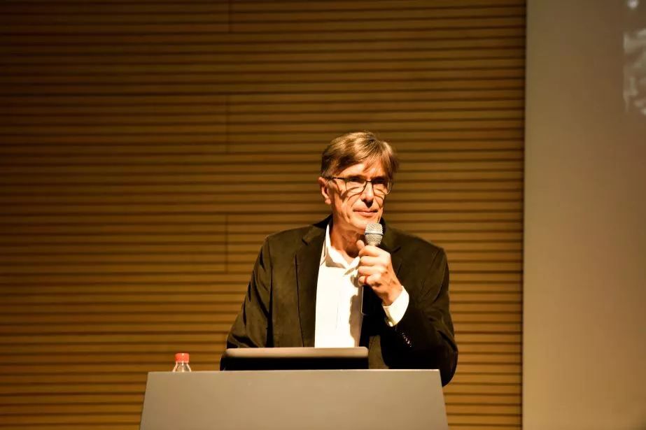 中国青年五四奖章事迹,中国青年五四奖章分享会视频