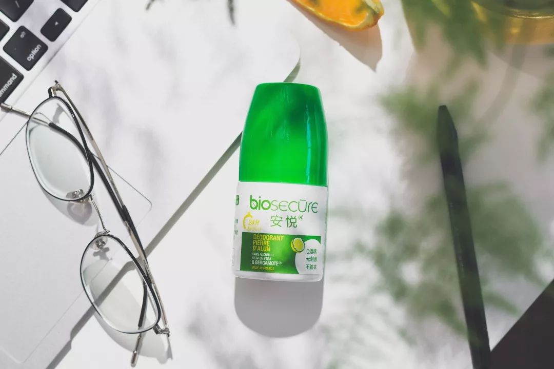 夏天腋窝出汗小神器,夏天腋窝出汗多用止汗露