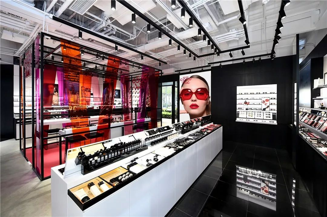 逛街已经没意义了,逛街的时候发生了什么事