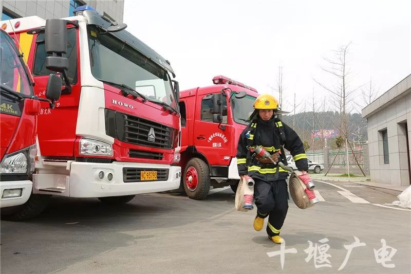 再出手,再次出手