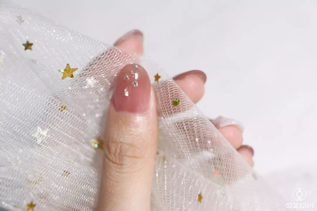 法式美甲魔镜粉多少钱 (施华洛世奇美睫)