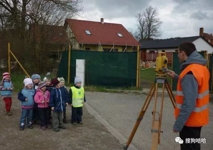 小学生搞笑作文爸爸的绝招,爸爸的十个绝招