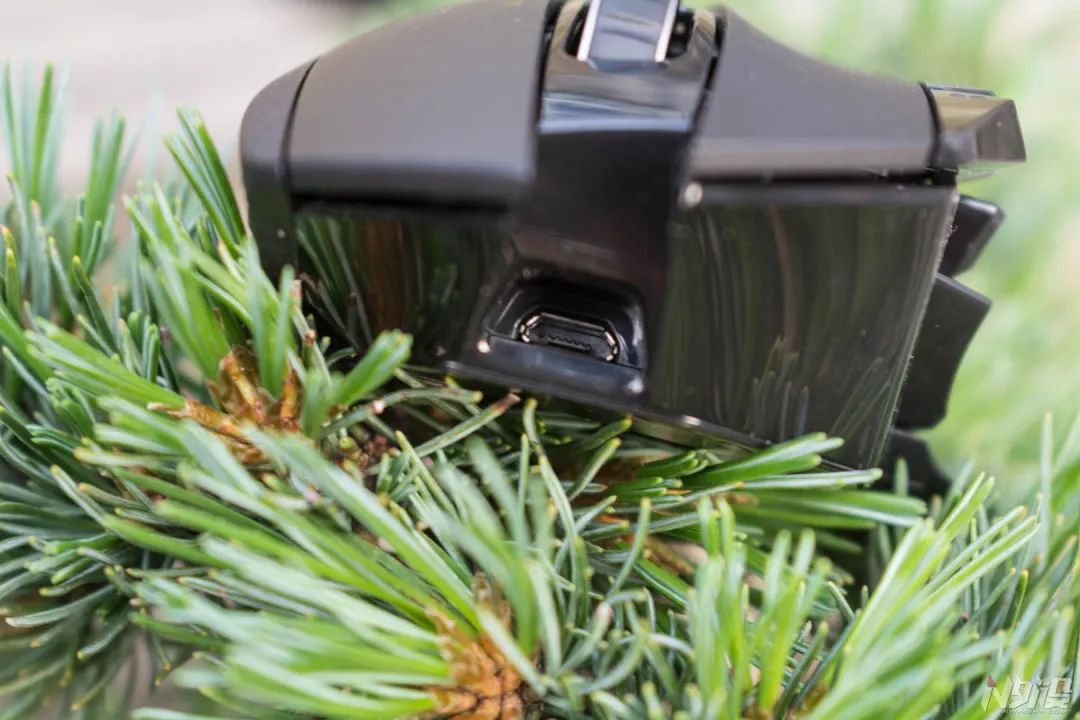 无线g502罗技,g502创世者和g502lightspeed的区别