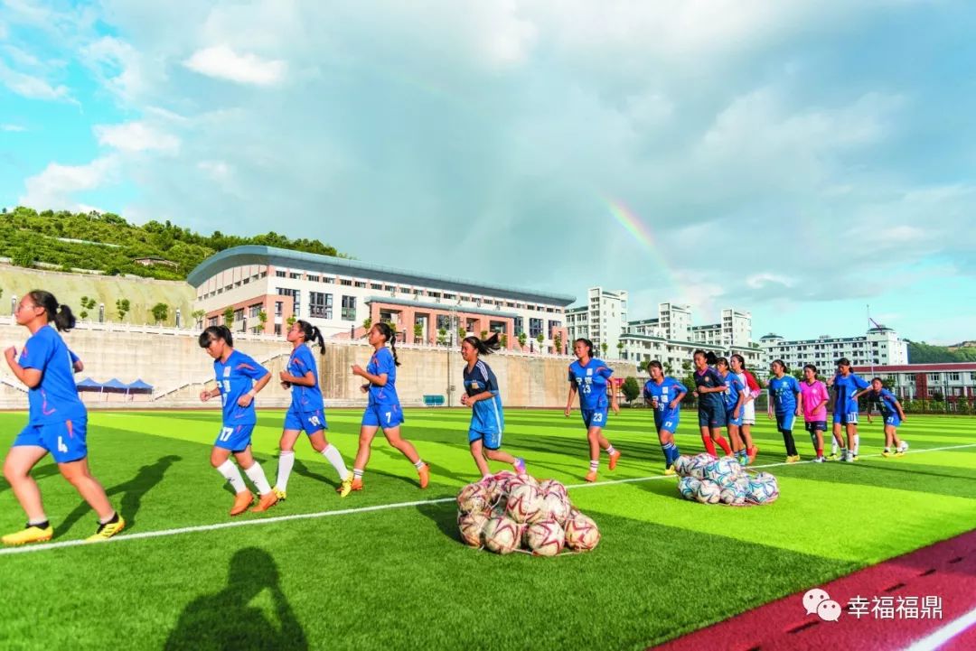 条条大路通罗马能直走就不要拐弯,条条大路通罗马