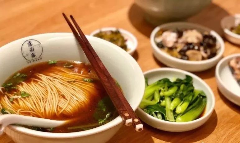 上海网红包子排队,上海魔都网红包子