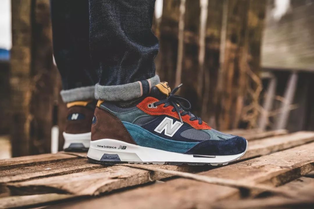为什么newbalance的鞋这么贵,为什么newbalance不同码数鞋盒不同