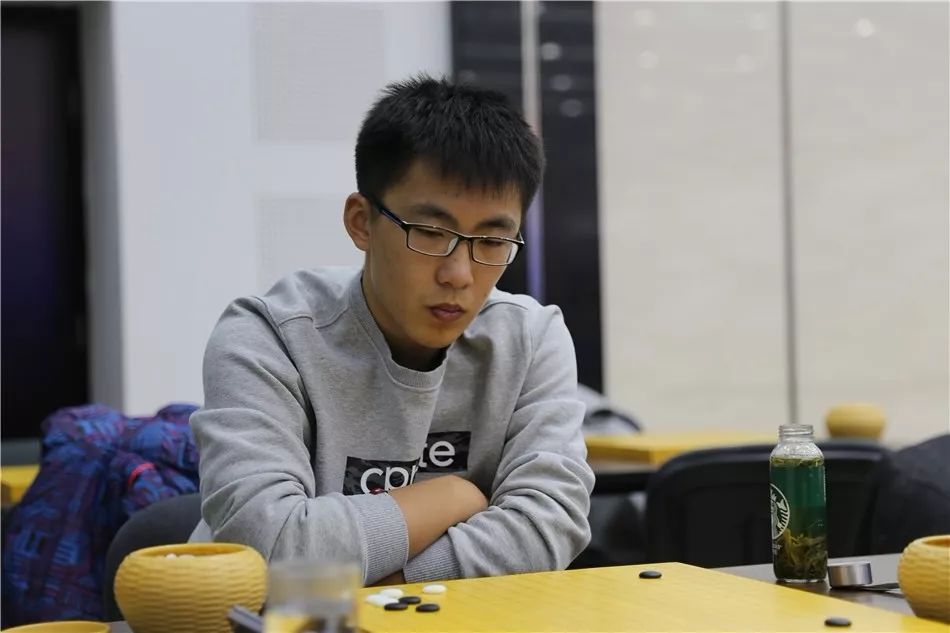 上海聂卫平围棋道场一个月多少钱,聂卫平围棋道场韩国围棋甲级联赛