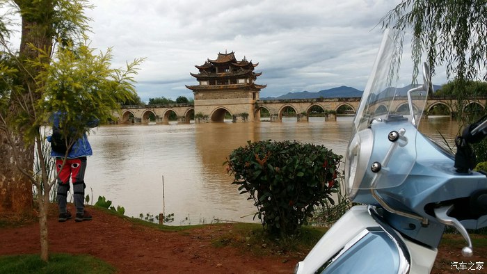 三阳飞度4和光阳g150选择哪个,三阳飞度哪个版本值得买