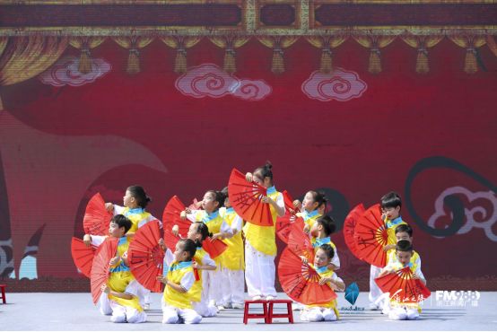 甯﹀瀛愬埌澶箹鑺辨捣缃戠孩鎵撳崱,鍋囨湡甯﹀瀛愭父婊ㄦ捣婀捐姳娴烽噷