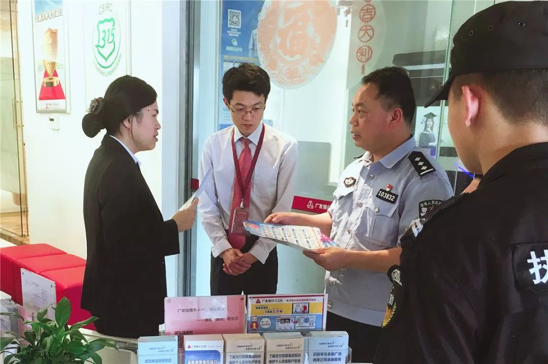 又一位民警牺牲了…他没能等来儿子的父亲节祝福