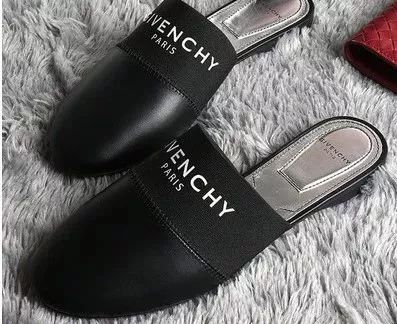 中国老板穿衣搭配冬装,当代老板的穿搭风格