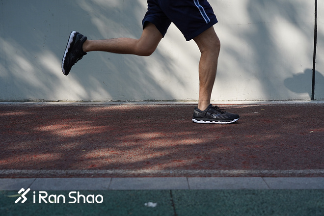 mizuno跑鞋wave系列,mizuno缓震运动鞋