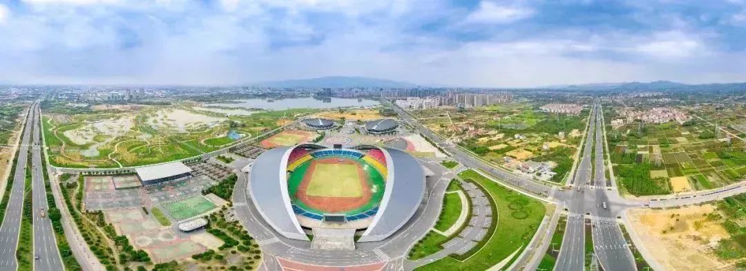 体育馆内工作人员招聘要求,新建中心暑假工招聘