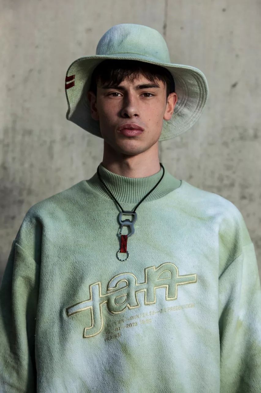 2024年春夏男装流行趋势分析,2020春夏男装趋势预测