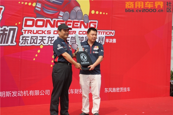 销量大幅下滑，商用车经销商将如何生存？