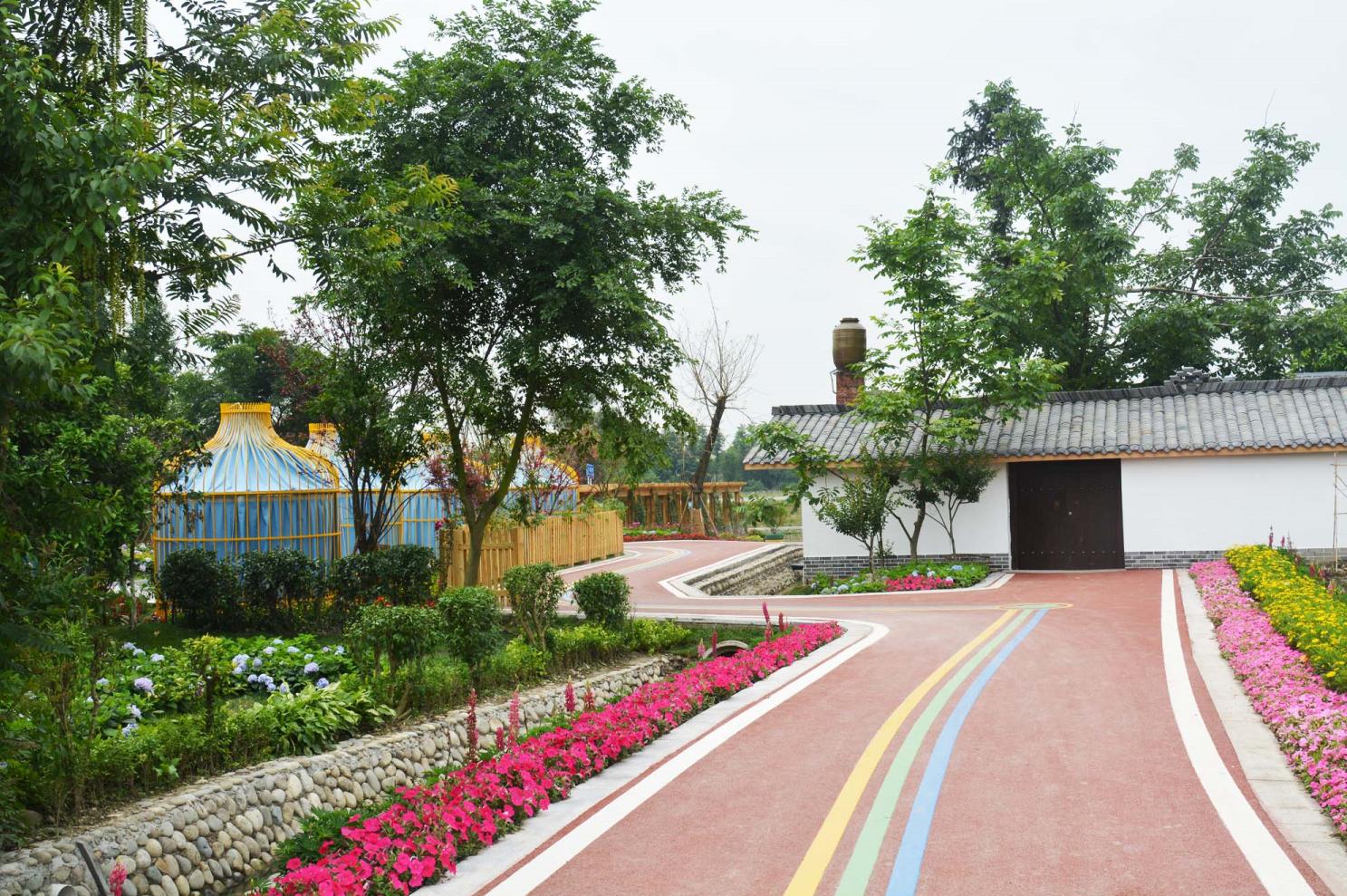 彭州探索活动,彭州发展报道