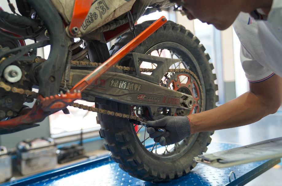 为什么壳牌爱德王子机油这么便宜,壳牌爱德王子机油多少公里换