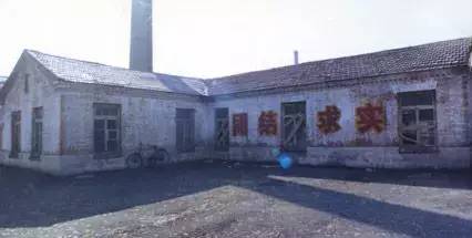 从民警到副所长,从民警到囚犯的故事