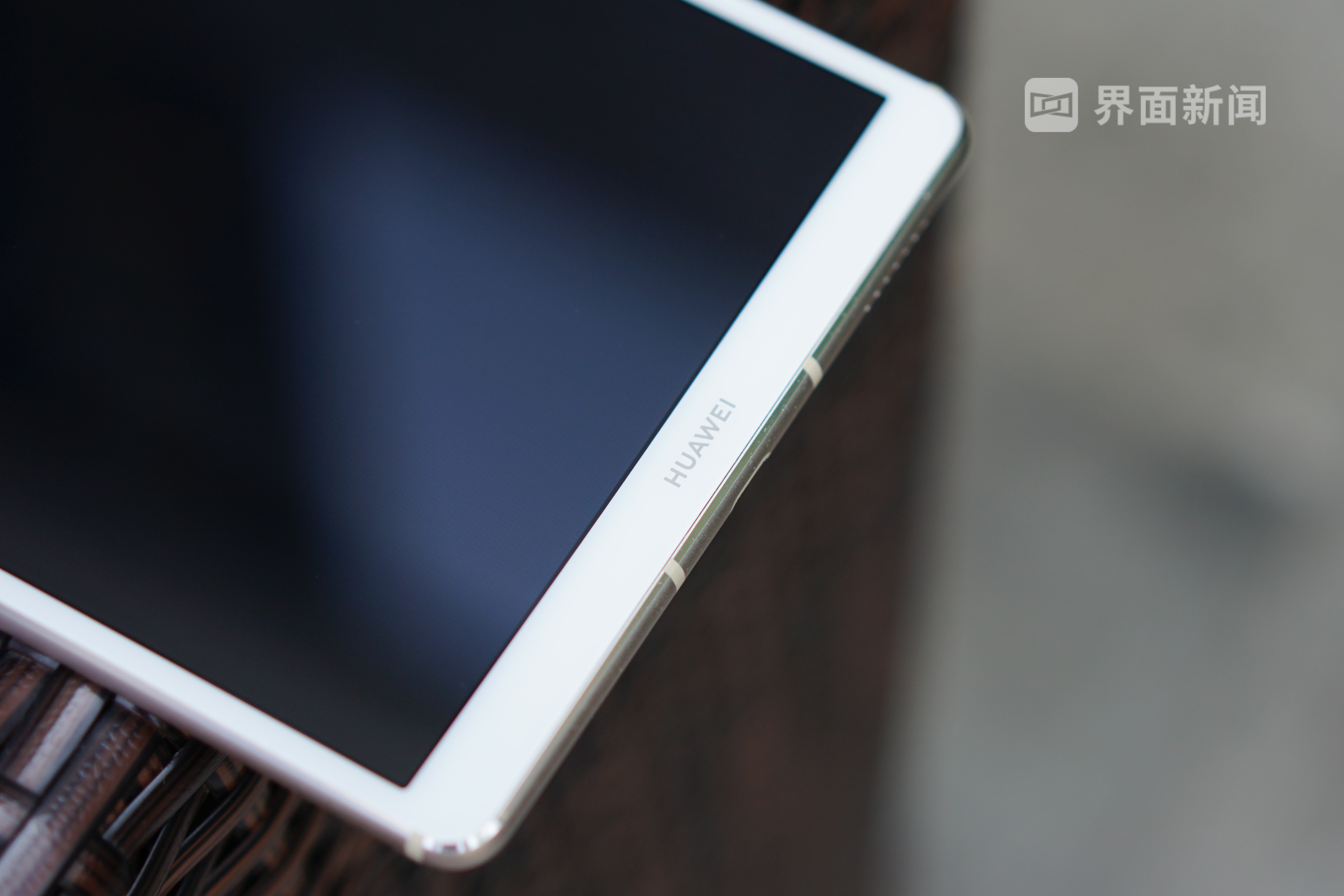 华为平板m6玩原神最高画质,平板华为m6玩吃鸡