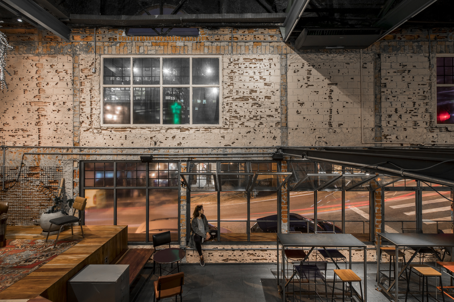 店铺合集丨那些深夜里的酒吧为何让你如此着迷？