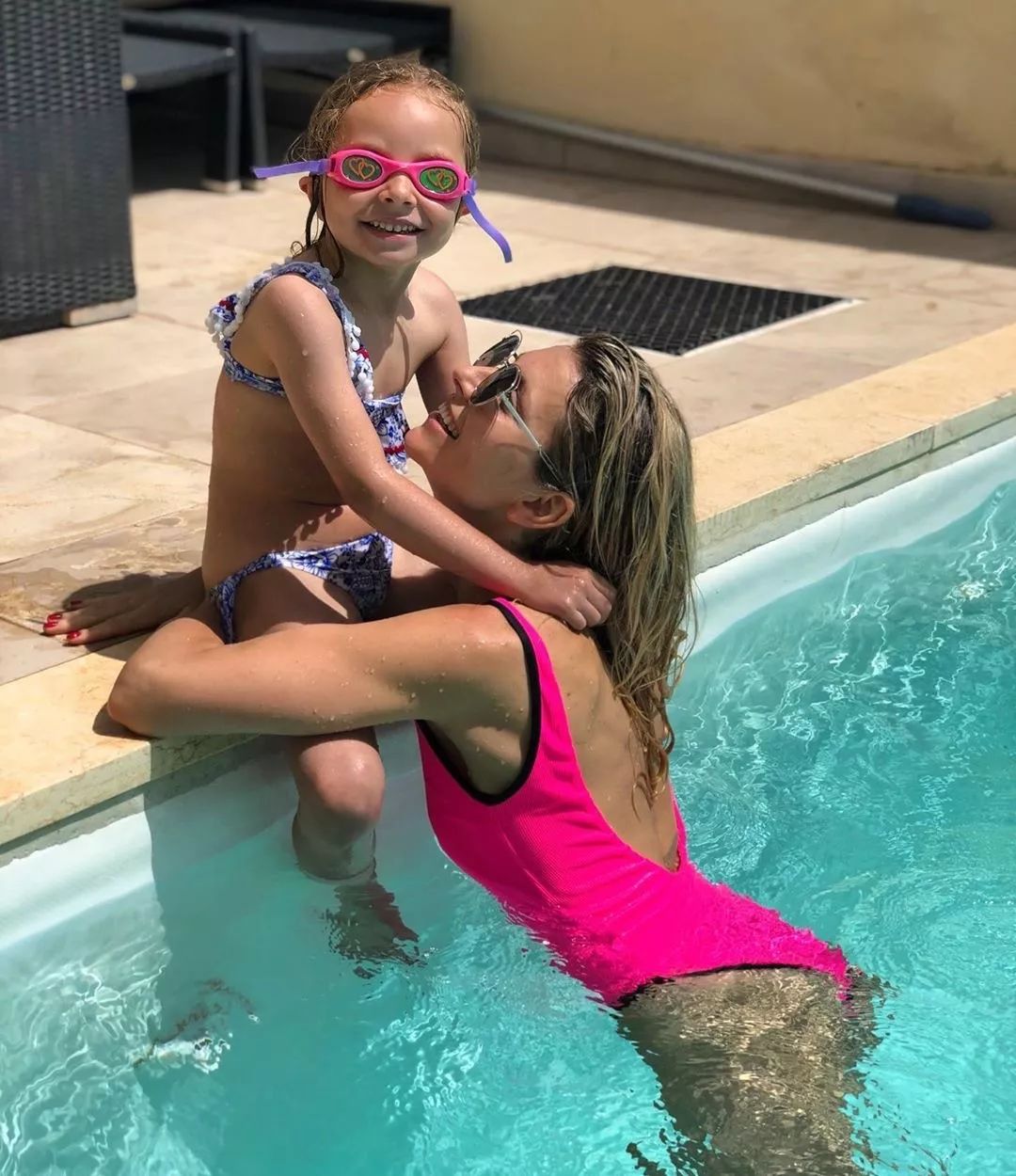 带娃出去浪！说走就走的泳衣趴安排！|OK!BabyFashion