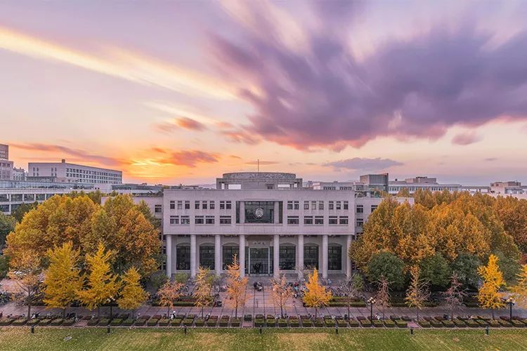 怎样考清华法学院,清华法学学什么