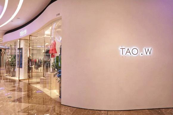 “中国设计”登台，下半年服饰招商看这50家丨WINDATA榜单