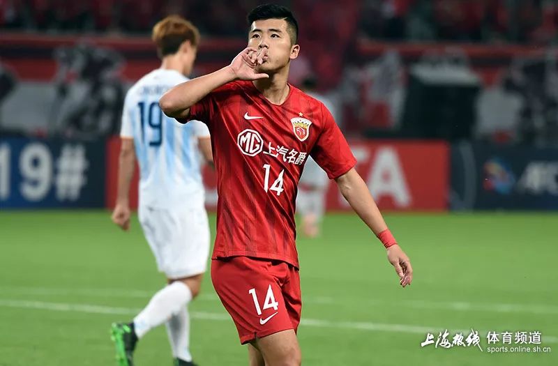 李圣龙绝杀上港夺冠视频,上港球员李圣龙