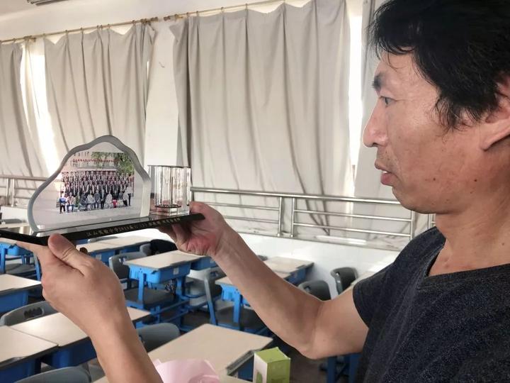 学生毕业老师赠言古风,学生毕业老师送别