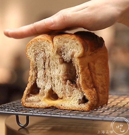 喜茶首店活动,喜茶草莓芝士冰淇淋