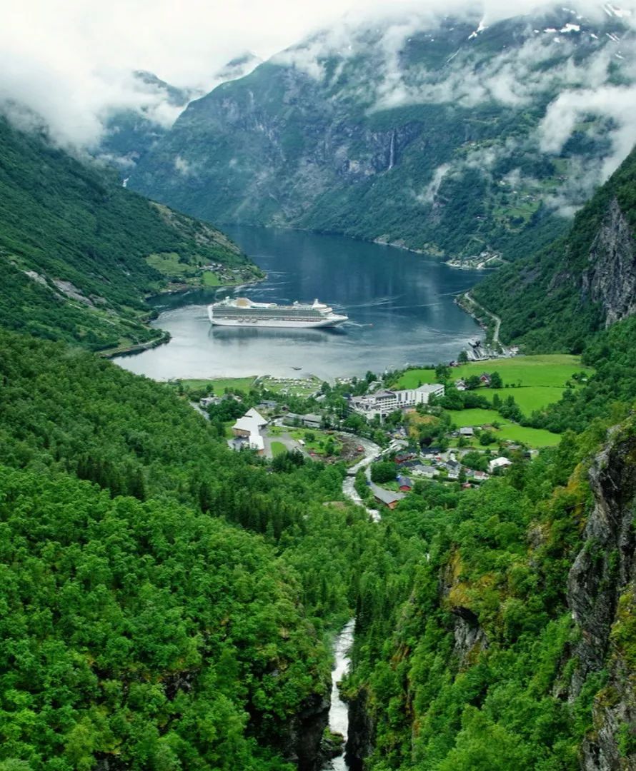 时差岛法国人,时差岛上