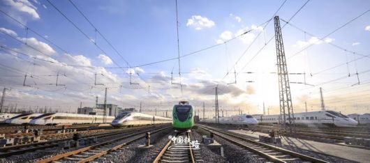 明起地铁再调整最短间隔2.5分钟,铁路明起调图