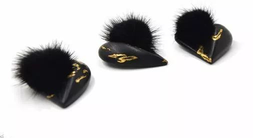 设计革命|打磨一块乌木了却一桩“心饰”